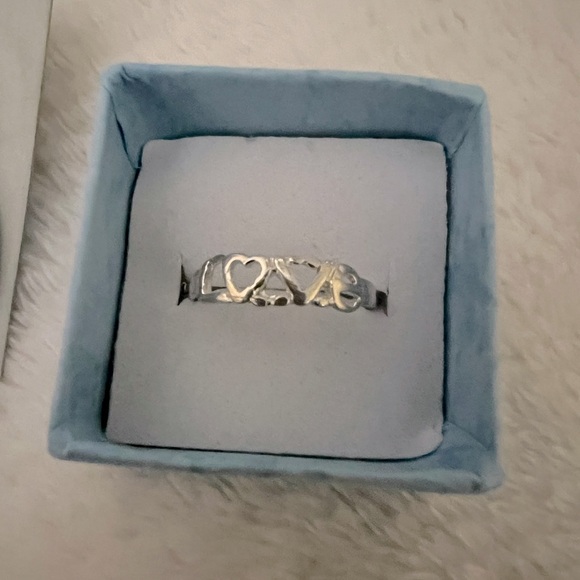 Sale 2 for 1 Sterling Dangle Earrings n LOVE Ring - Picture 5 of 7